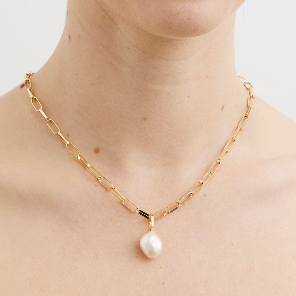 Baroque Pearl Drop Choker