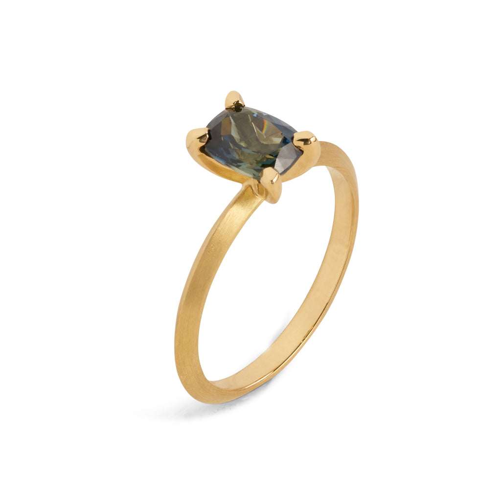 Classic I Cushion Love Ritual Ring