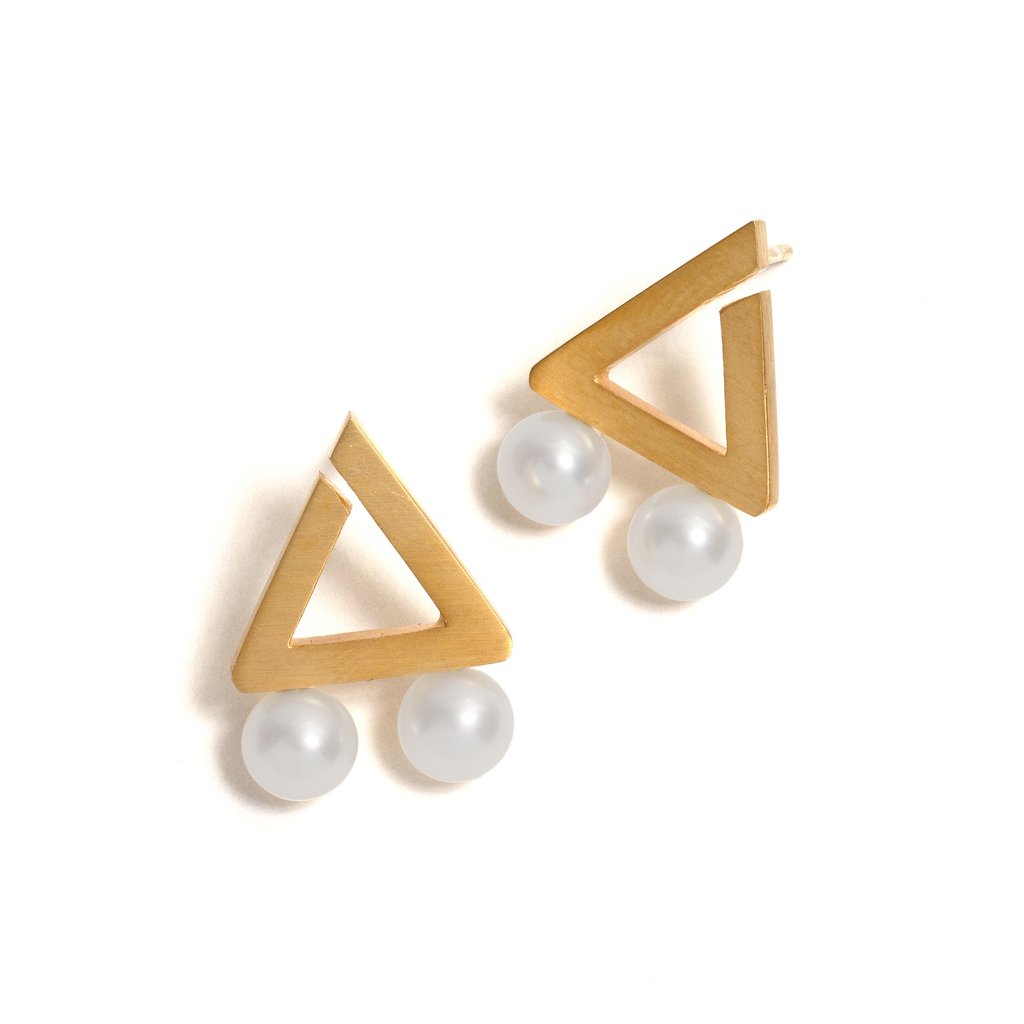 Triangle Two Pearl Earrings